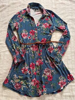 DEREK HEART Button Up Mini Shirt Dress |
Long Sleeve Belted Floral L